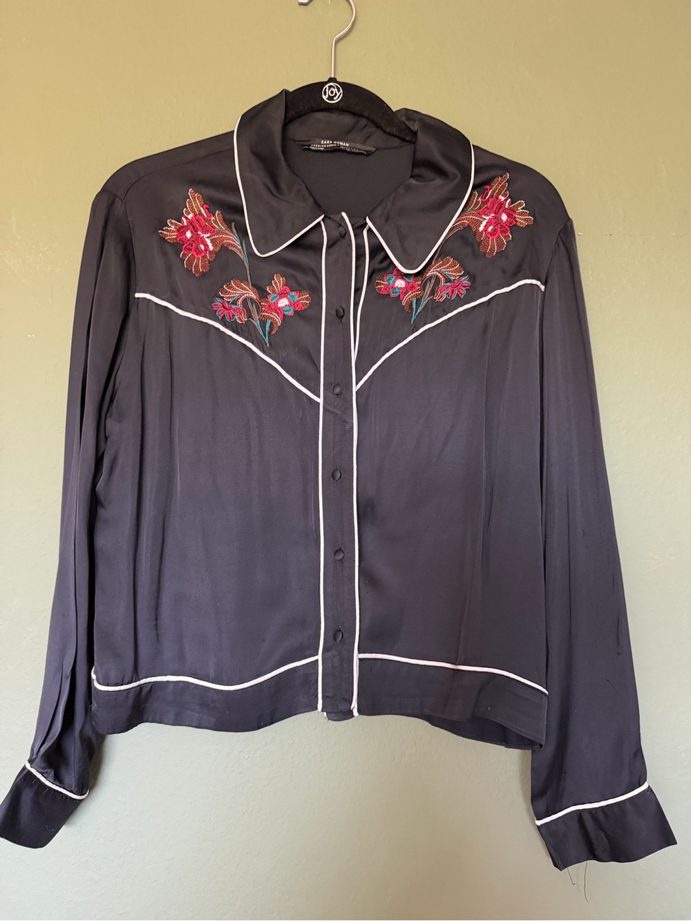 Zara Woman Embroidered Western Blouse Black Contrast Piping Size L (runs small)
